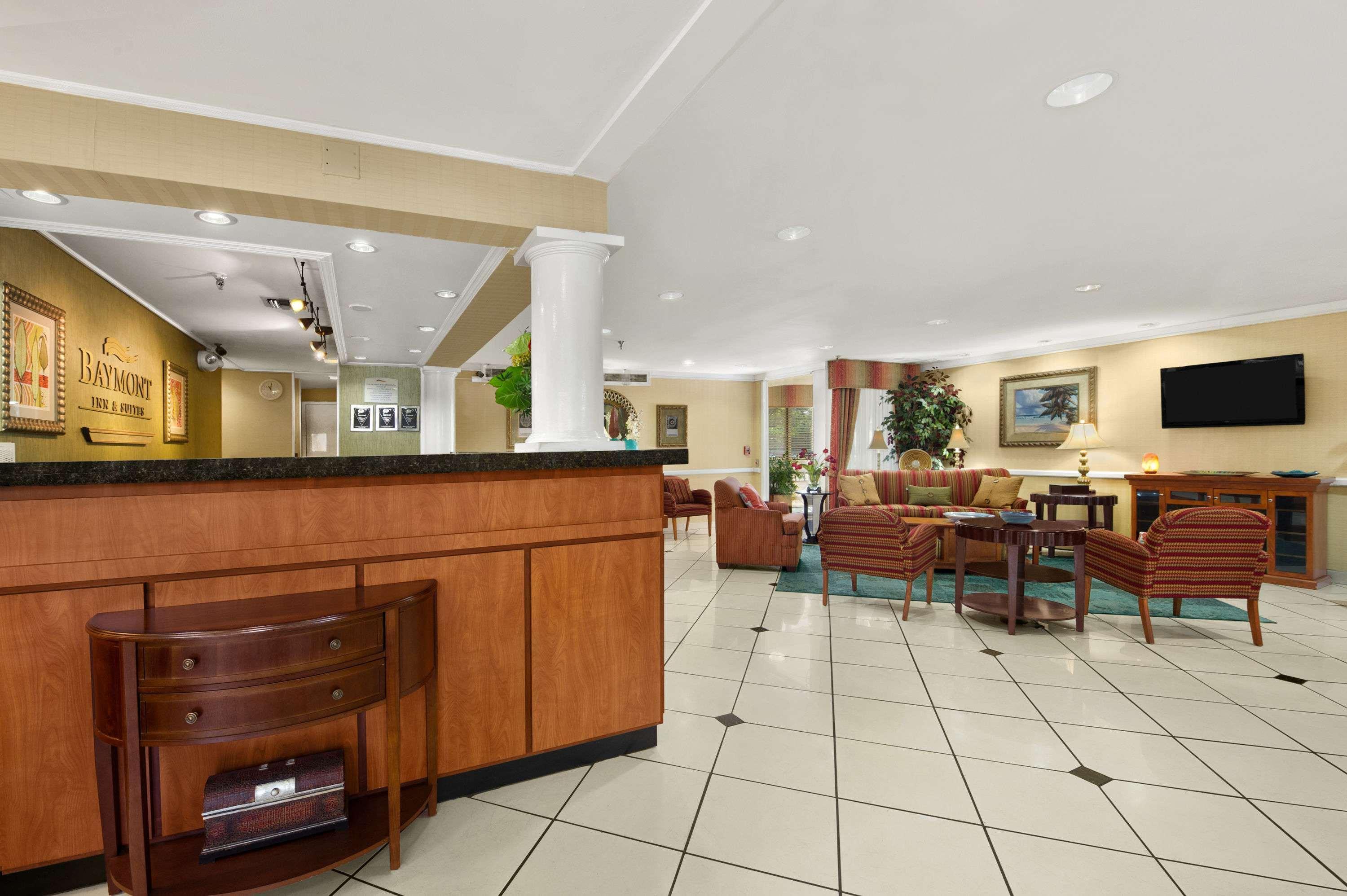Baymont By Wyndham Gainesville I-75 Екстер'єр фото