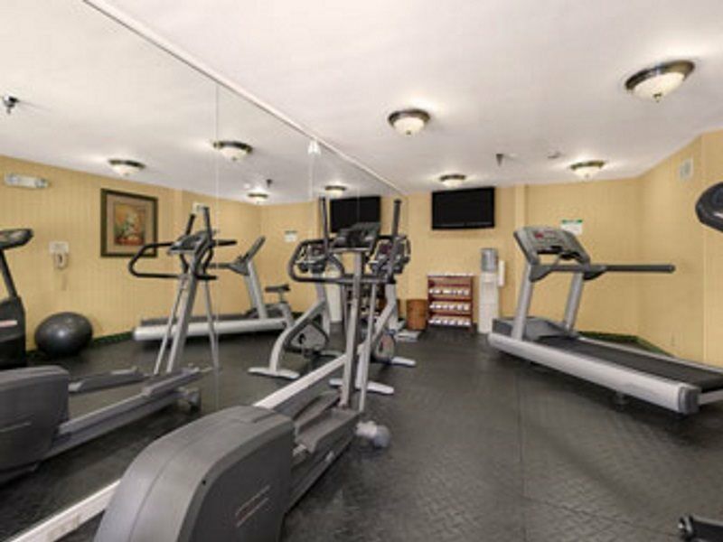 Baymont By Wyndham Gainesville I-75 Екстер'єр фото